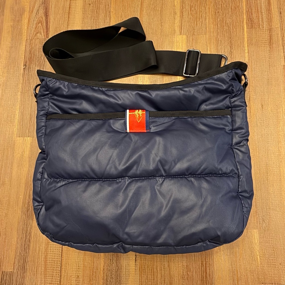 Pretty Rugged Navy Puffer Bag Crosbody New Without Tags